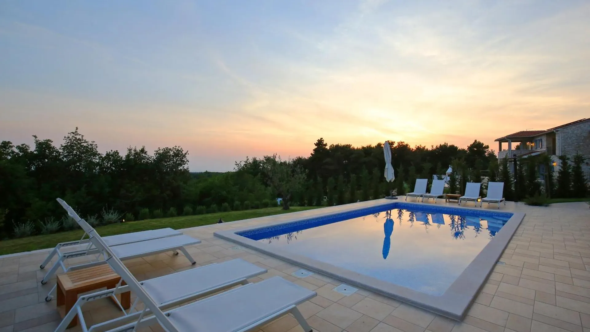 Villa Babudri Near Porec For 10 People With Jacuzzi & Spa Strpacici كرواتيا