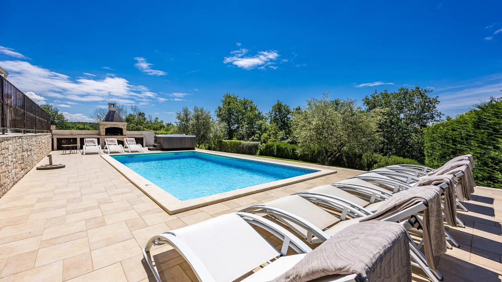 Villa Babudri Near Porec For 10 People With Jacuzzi & Spa Strpacici 0*,  كرواتيا