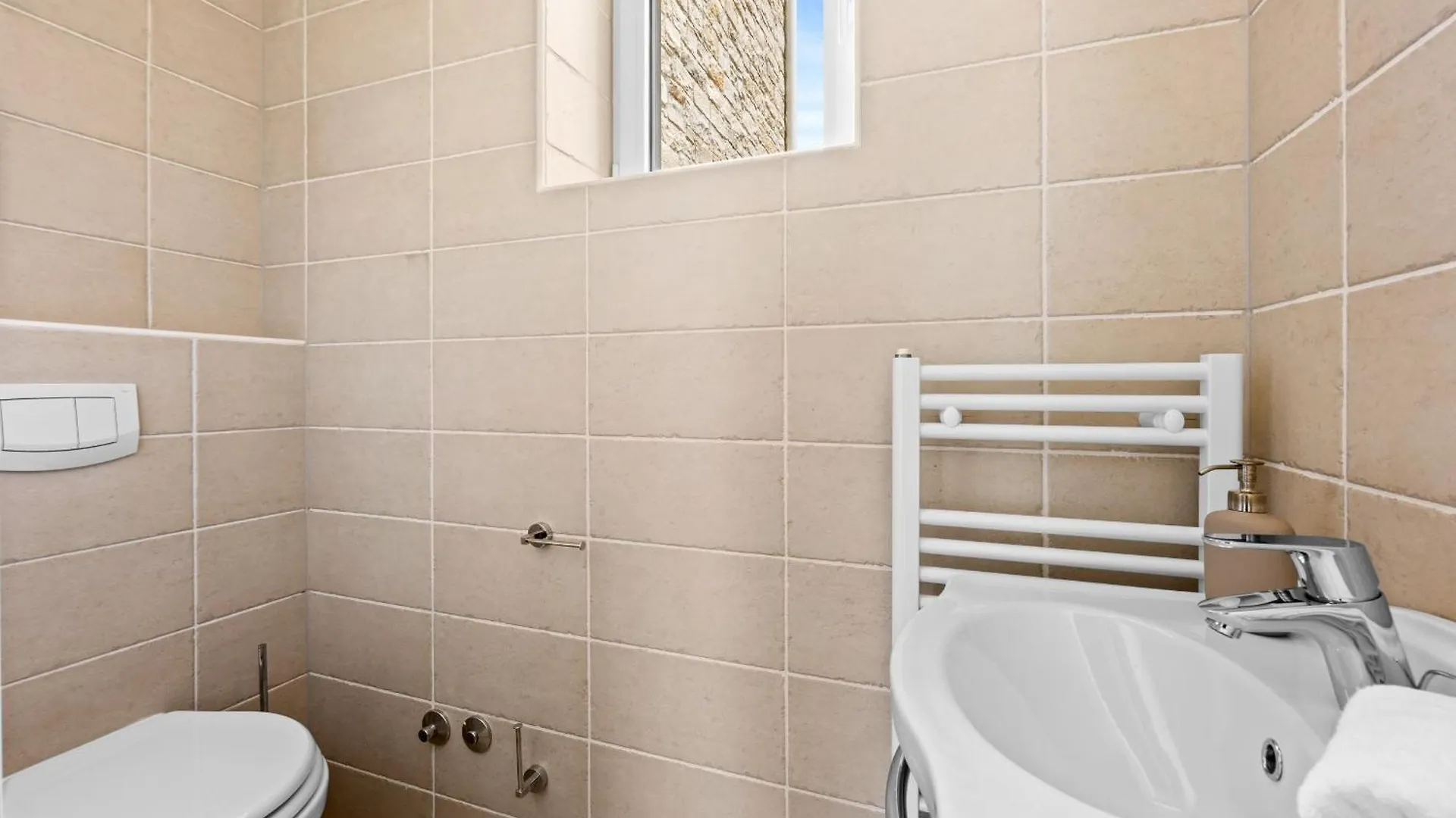 Villa Babudri Near Porec For 10 People With Jacuzzi & Spa Strpacici